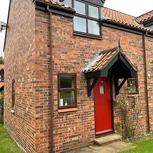 Runaway Cottage, Holiday home