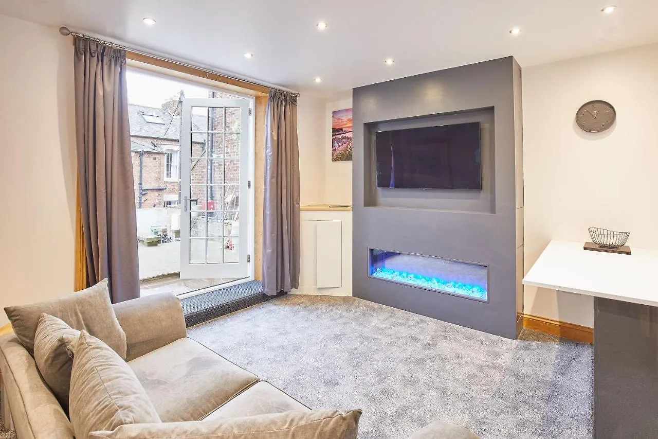 Host & Stay - Knight Retreat Whitby